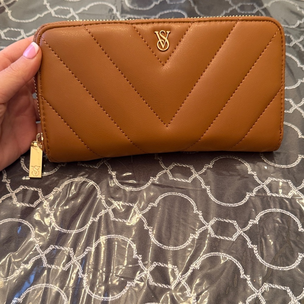 (New Unused) Brown Quilted Wallet Victoria Secret